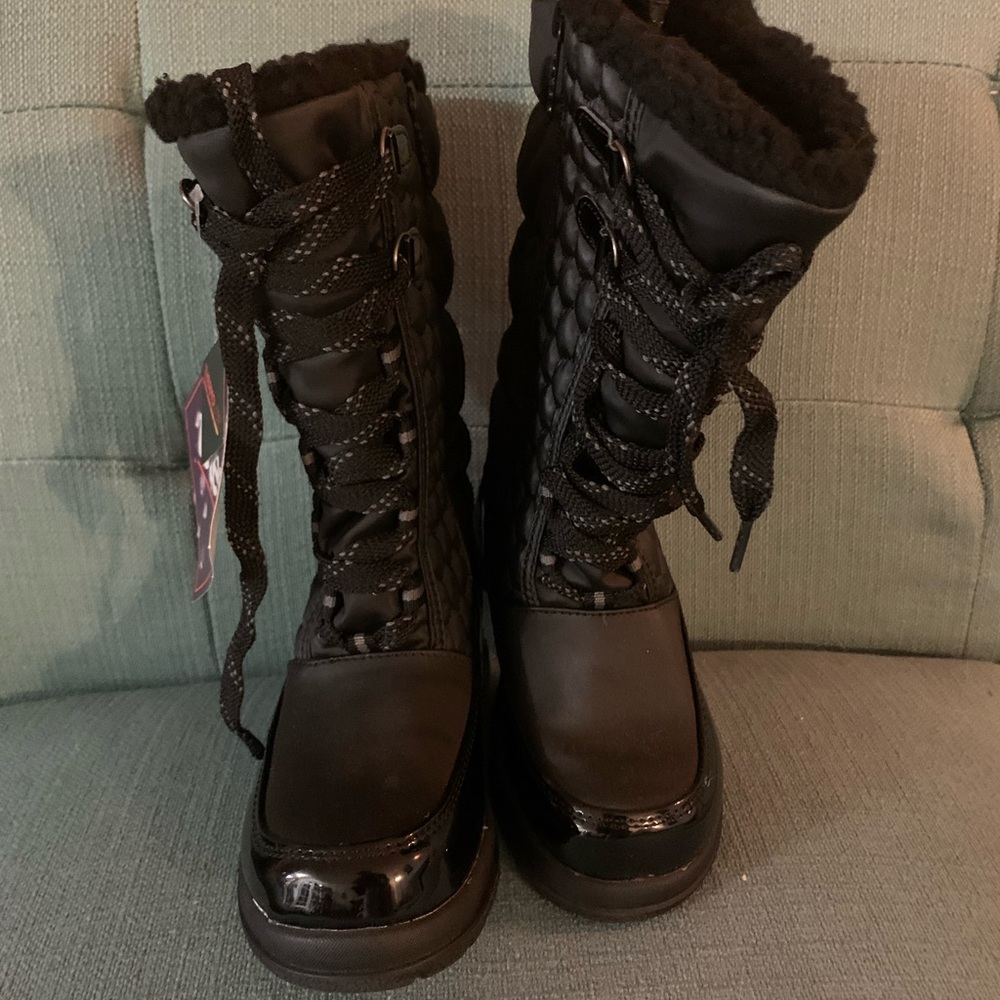 Totes girls kids snow boots, all weather, rain, waterproof— black size 1 NWT